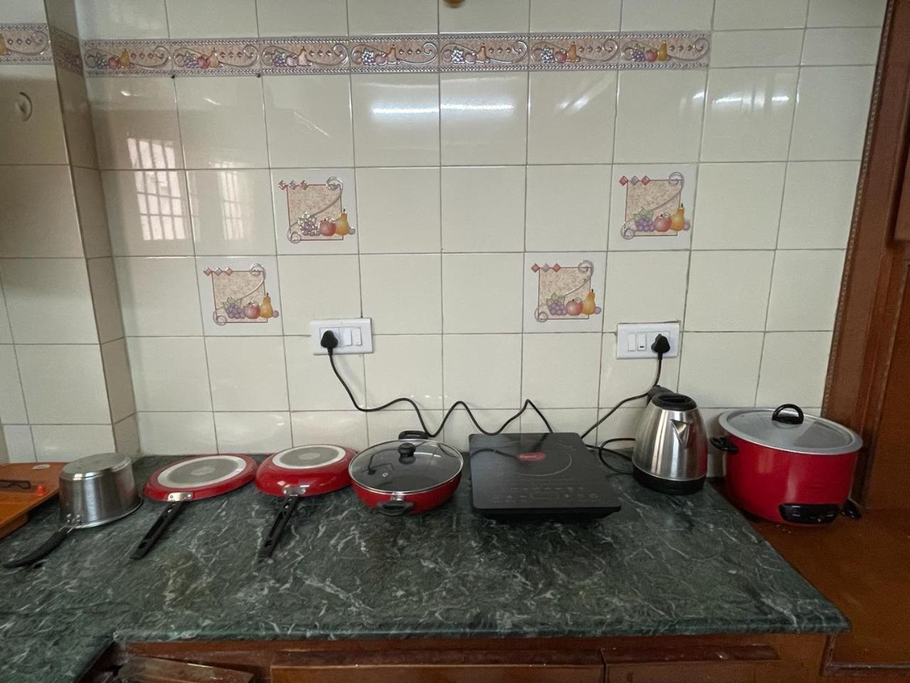 Servostay 5 Fully Furnished 2 Bhk Flats In Mvp Colony, Vizag Visakhapatnam Exteriör bild