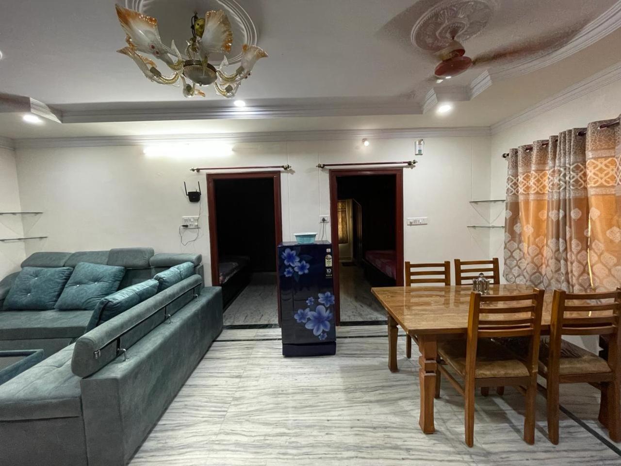 Servostay 5 Fully Furnished 2 Bhk Flats In Mvp Colony, Vizag Visakhapatnam Exteriör bild